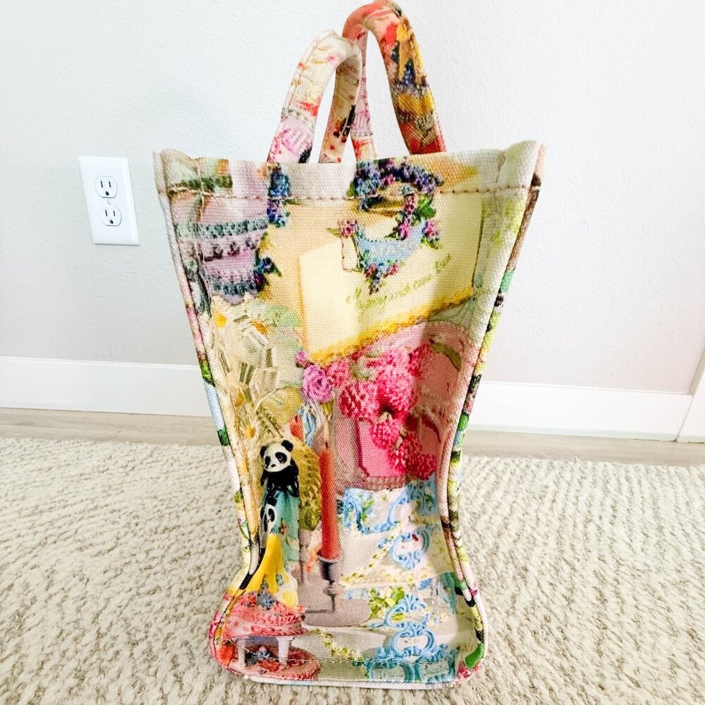 Marc Jacobs Cake Traveler Tote (Rare Find!) - Picture 5 of 9